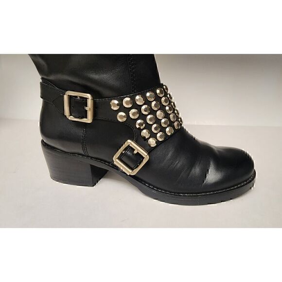 BCBGeneration BC-Halen Black Leather Studded Buckle Boots

7B/37 - Picture 12 of 14